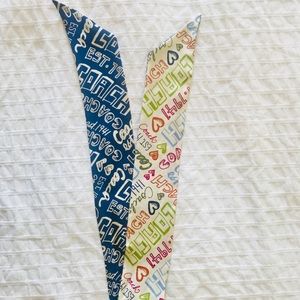 Coach duel sided pattern multicolored silk twilly